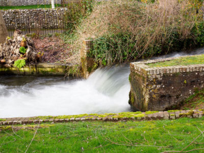 Weir (two Stops)